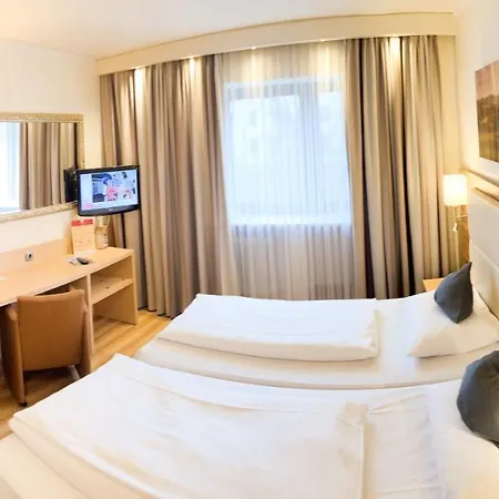 Hotel Ost Am Kö 3*
