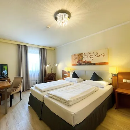 시티 오스트 암 쾨 3*