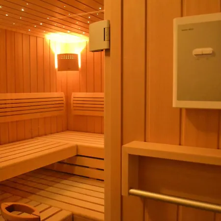 فندق Ost Am Koe 3*