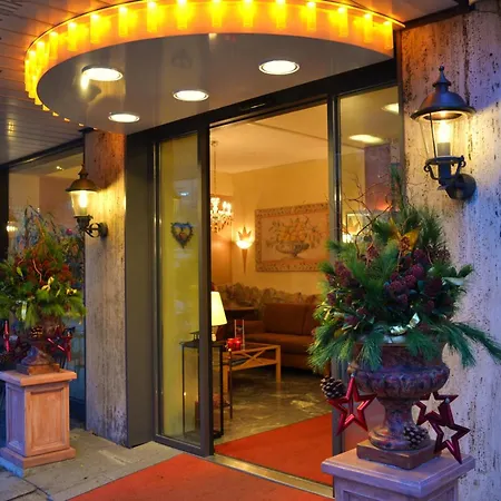 فندق Ost Am Koe اوغسبورغ