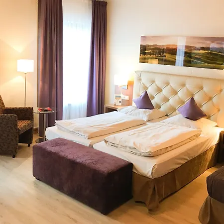 호텔 시티 오스트 암 쾨