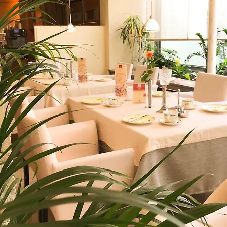 호텔 시티 오스트 암 쾨 아우크스부르크