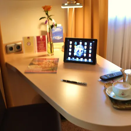 Ost Am Koe Hotel 3*