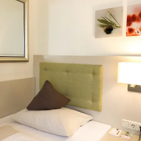 Hotel Ost Am Kö 3*
