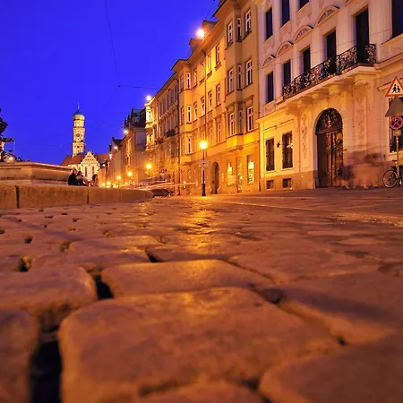 호텔 시티 오스트 암 쾨 3*