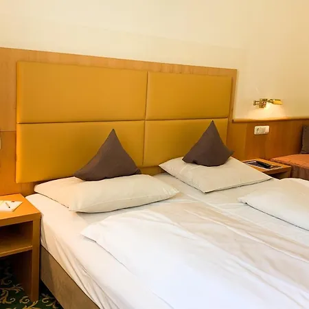 시티 오스트 암 쾨 호텔